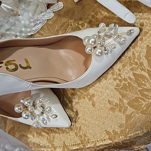 Shower Me With Pearls is a Unique One-Of-A-Kind Tiara Bundle - Picture 16 of 17